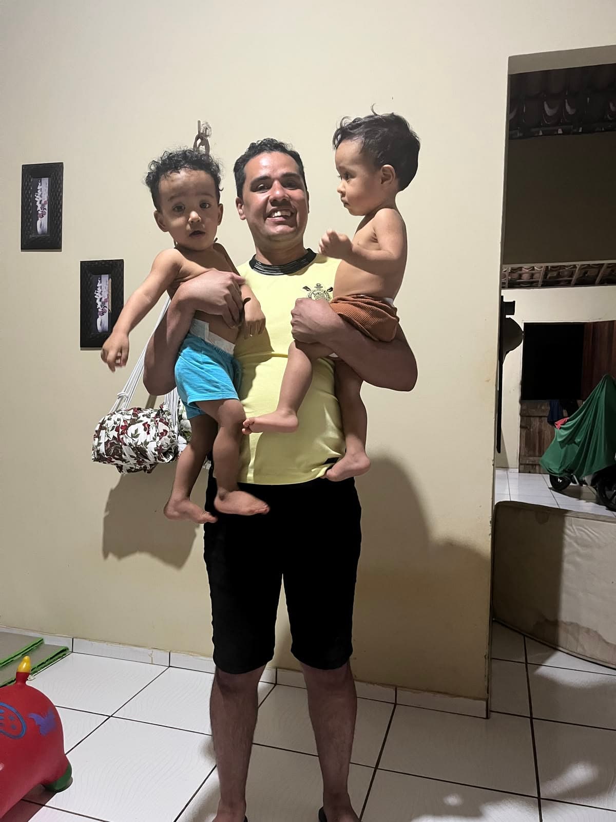 Foto original dos gêmeos
